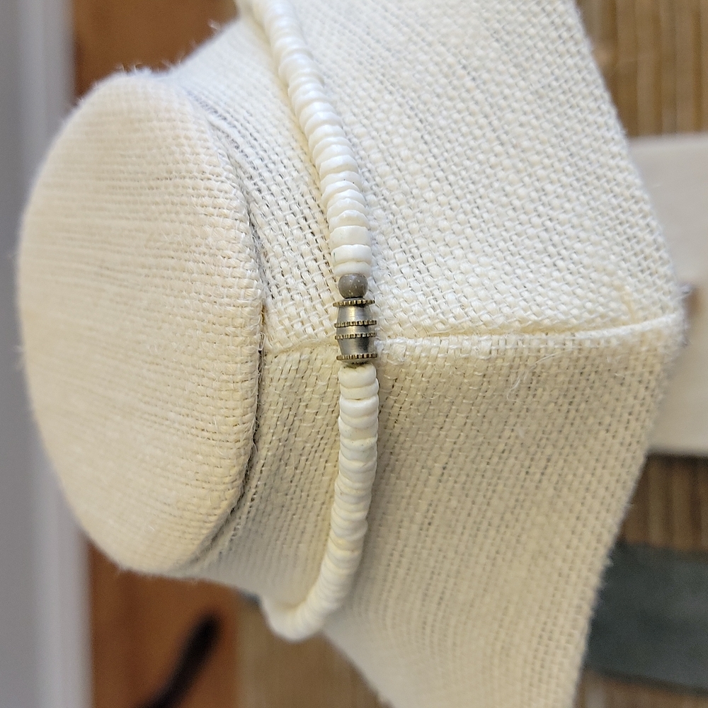 Puka Shell Necklace - Picture 4 of 7
